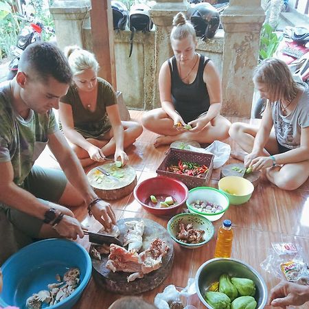 Lionk Bali House Bed and Breakfast Ubud Exteriör bild
